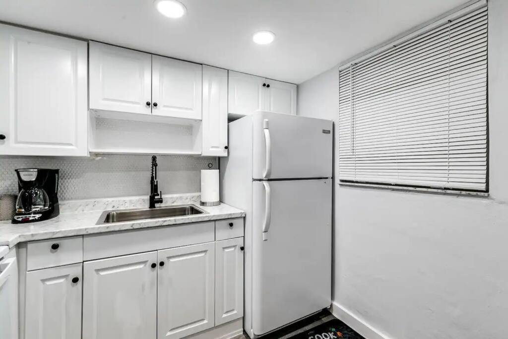 Central 1B Apt Next To Airport Virg 12 Miami Exterior photo